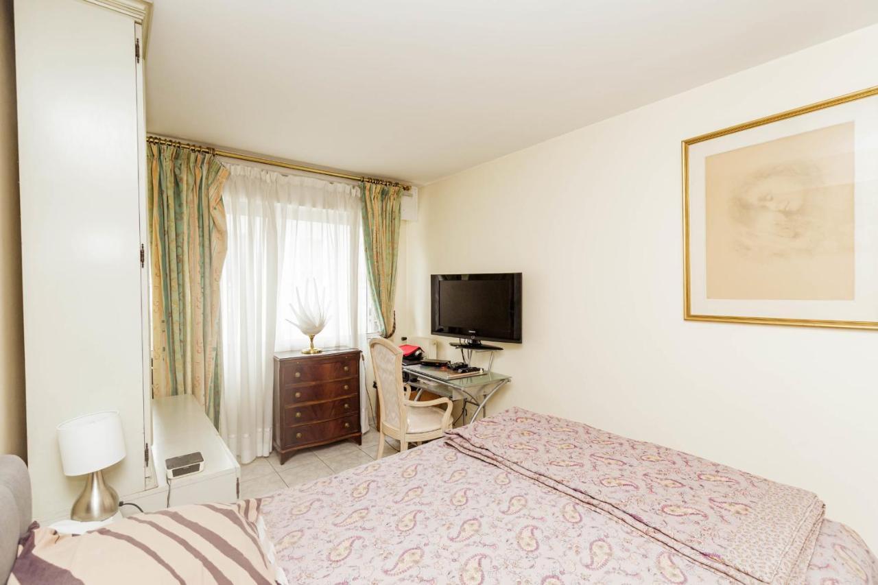 Spacious T3 With View In The Heart Of The City! Charenton-le-Pont Exterior photo